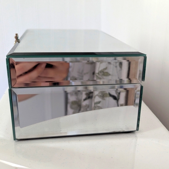 Rachel Zoe Glam Beveled Mirror Jewelry Box - Picture 6 of 12